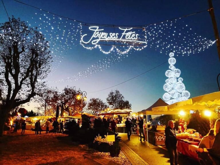 Le père Noël s&rsquo;est installé à Mougins !