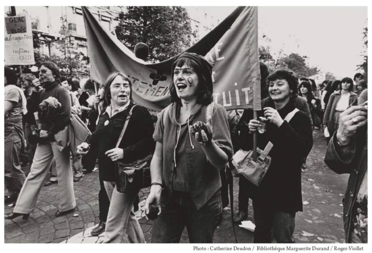 Luttes Des Femmes, Progrès Pour Tous
