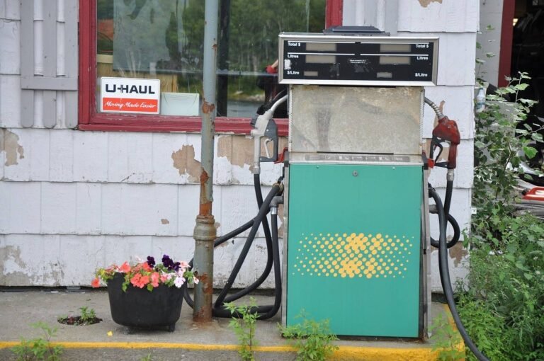 Approvisionnement en carburant dans les Alpes-Maritimes