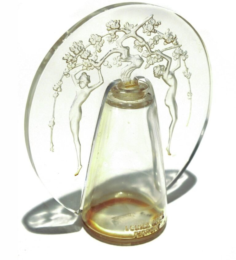 Lalique ; Le génie du verre, la magie du cristal