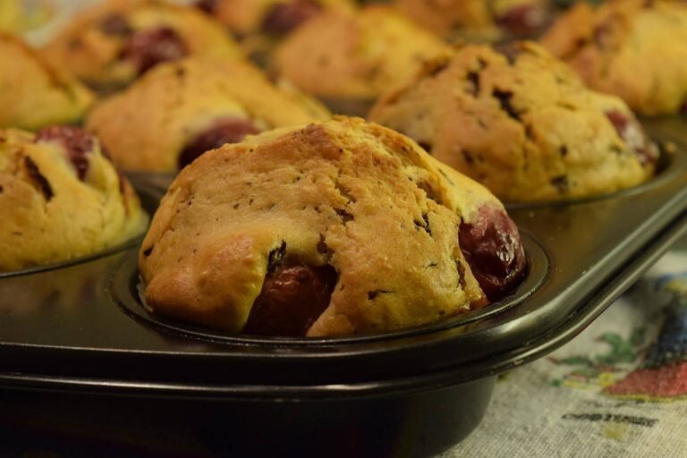 Muffins aux Cerises et Fromage Blanc,