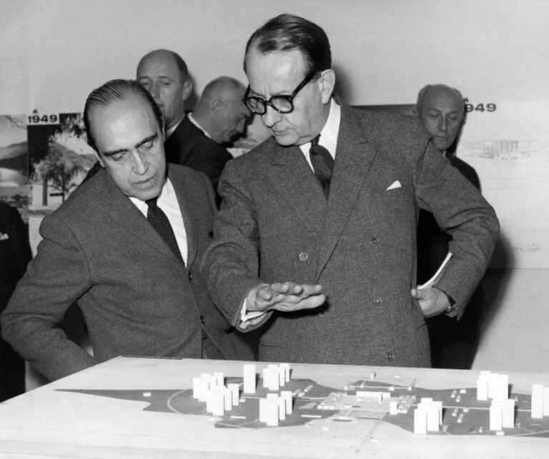 Les fantômes d’Oscar Niemeyer et André Malraux