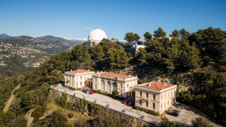 L’Observatoire de la Côte d’Azur…