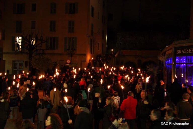 Marche aux flambeaux reportée