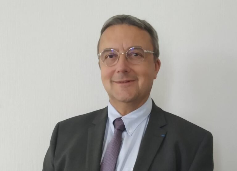 M. Jean-Claude GENEY,