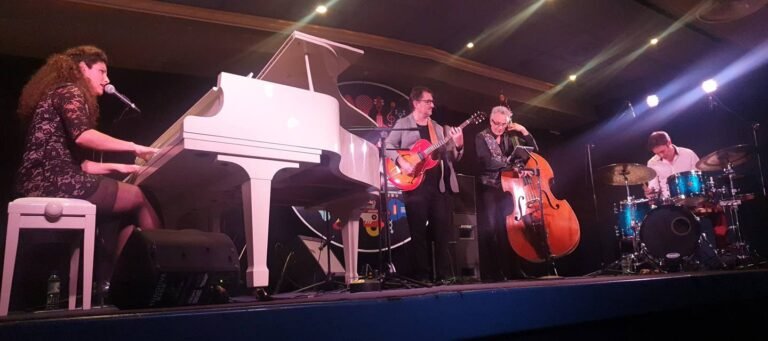 Viens on cause Jazz