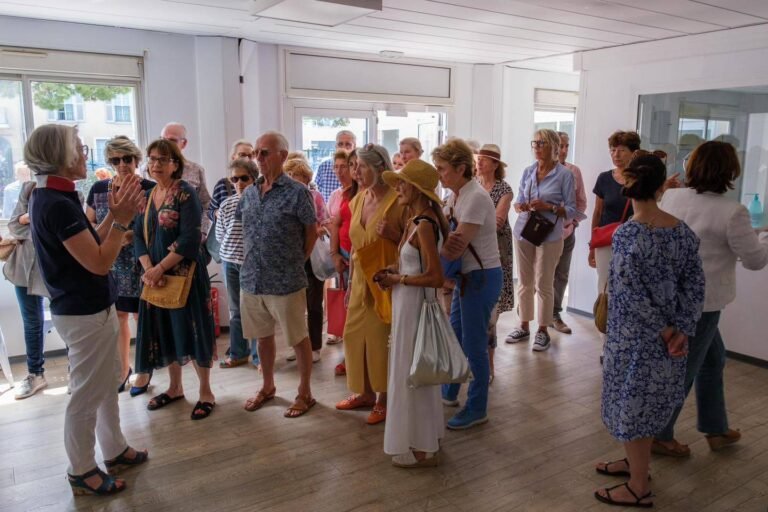 Une Maison de Garde pour un Été Serein à Saint-Tropez :