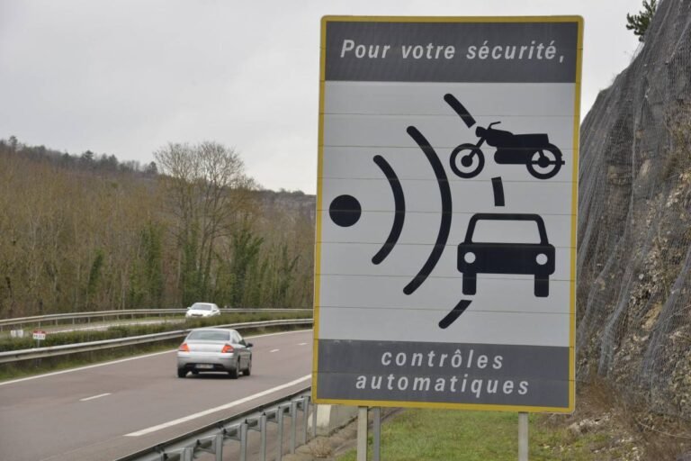 Huit nouveaux radars
