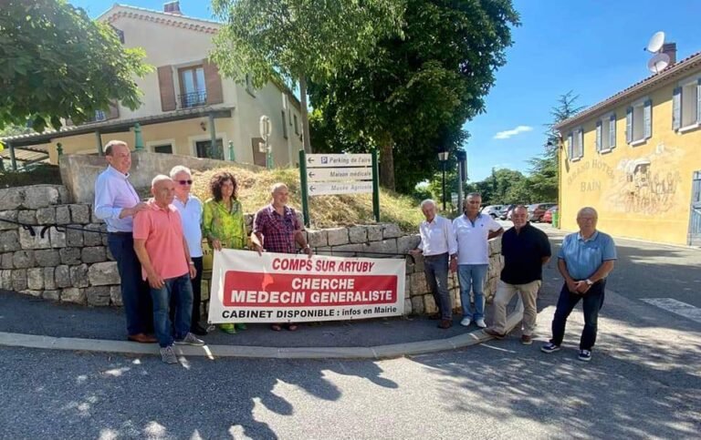 La banderole a enfin été enlevée….