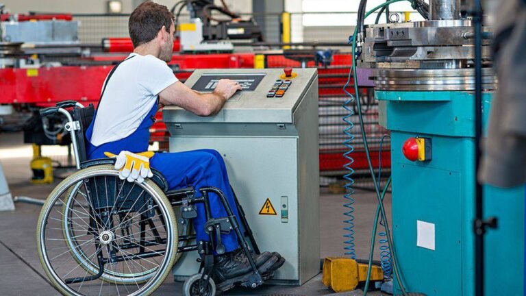 Porte-voix des personnes en situation de handicap