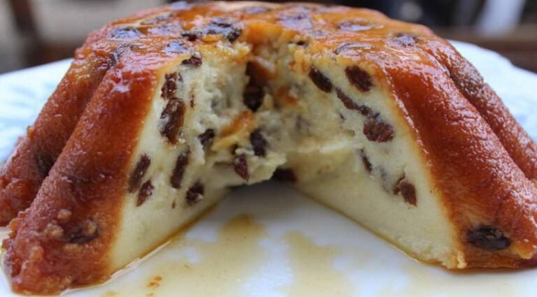 Gâteau de semoule aux raisins secs