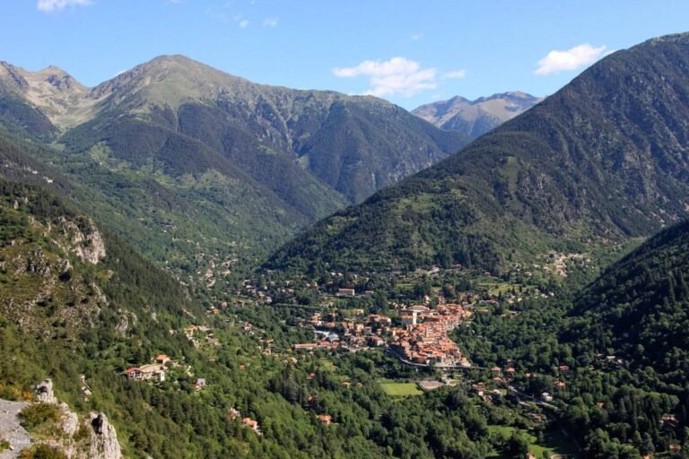 Vesubia Mountain Park