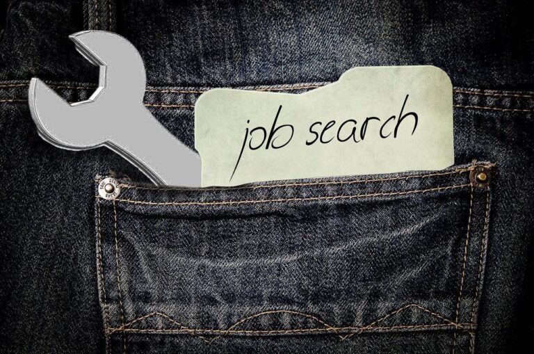 Mougins recrute (encore) !