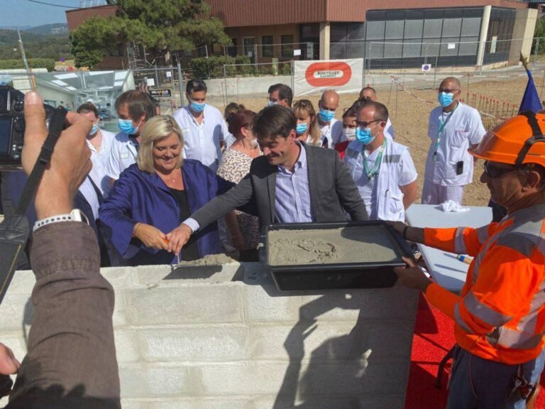 Pose de la première pierre des travaux de modernisation