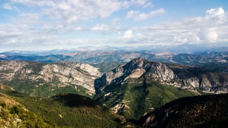 Traversée des crêtes des montagnes de Thorenc et du Cheiron