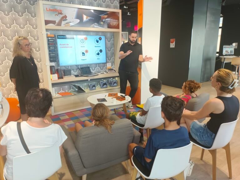 SaferPhone : Orange s’engage pour une jeunesse mieux connectée et protégée