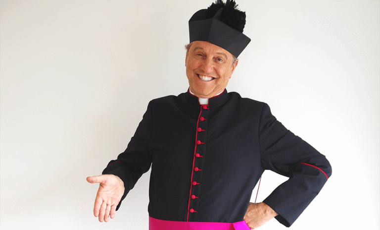 Don Camillo, Monseigneur