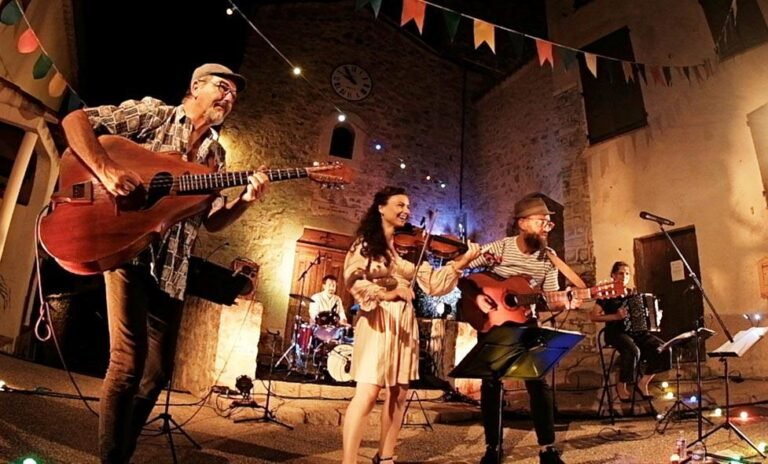 Guinguette chic, musique du Monde