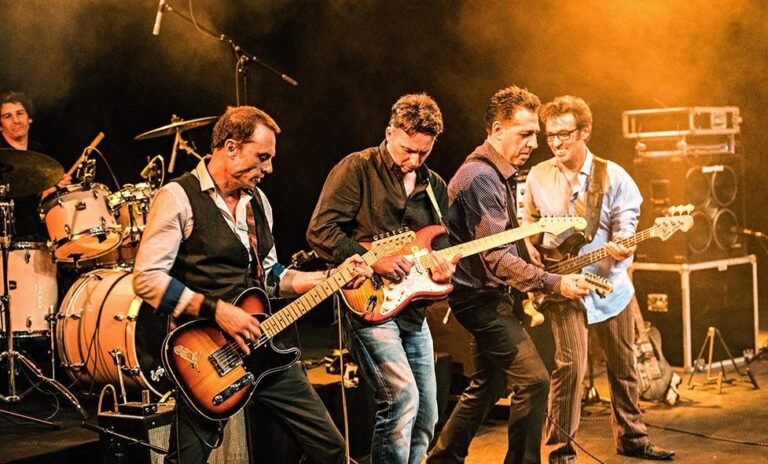 The Low Budget Men, Concert Pop-Rock