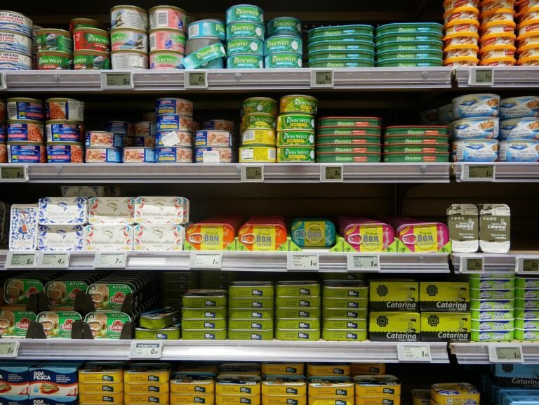 Peymeinade inaugure sa nouvelle épicerie solidaire