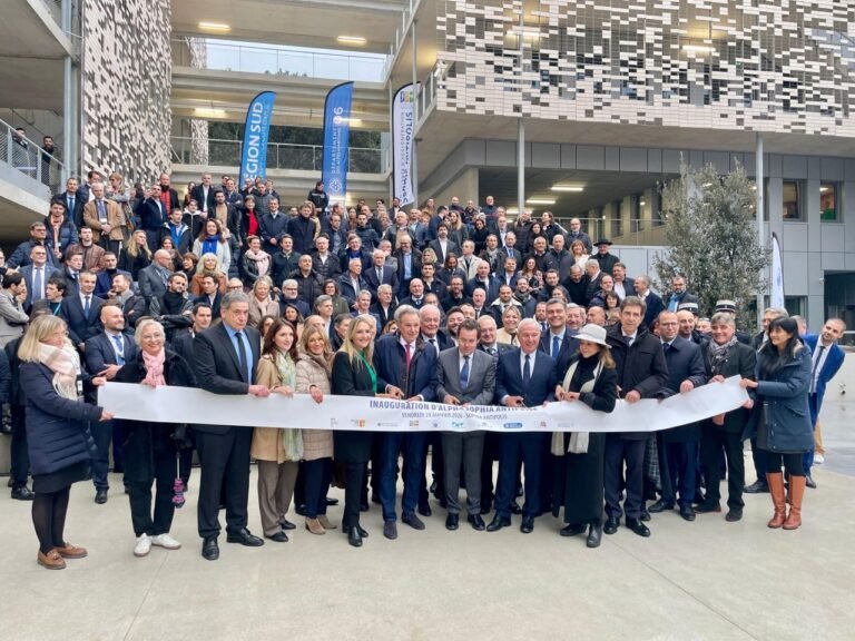 Inauguration du Pôle Alpha et de la Maison de l’IA, un temple européen de l’intelligence artificielle